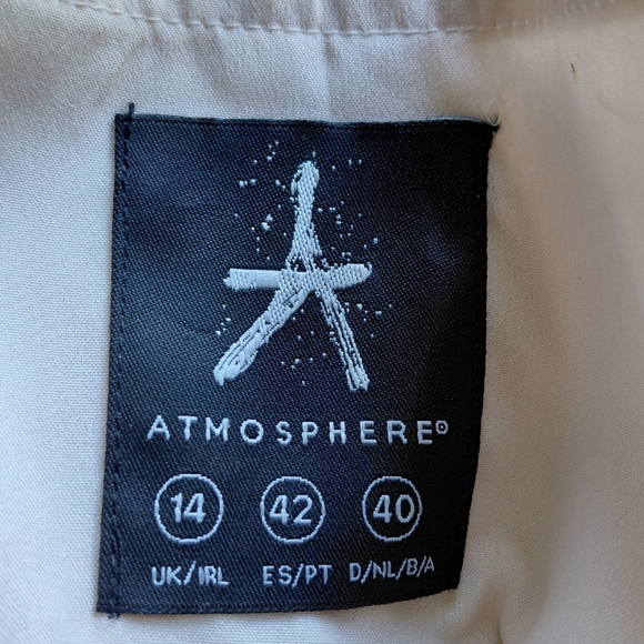 Atmosphere Cream Embellished Jacket - Picture 9 of 12